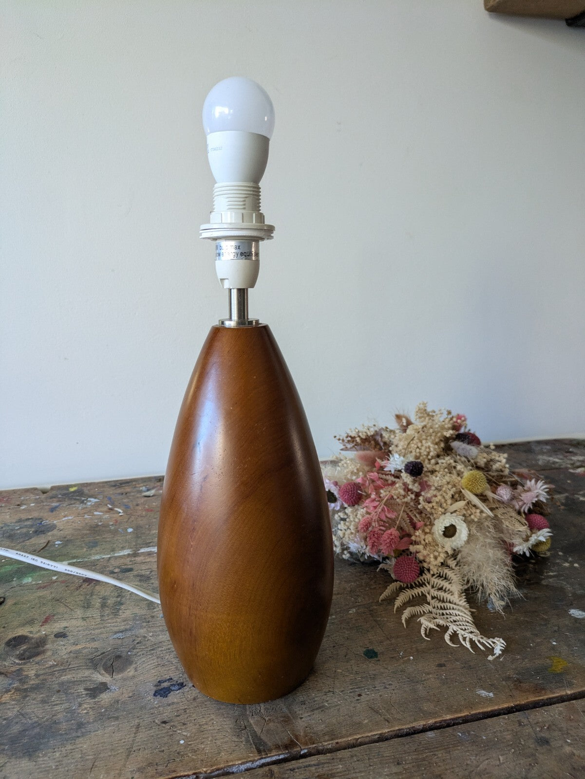 VTG Retro 50s/60s turned torpedo shape wooden table lamp mid 20th C. modern Wood