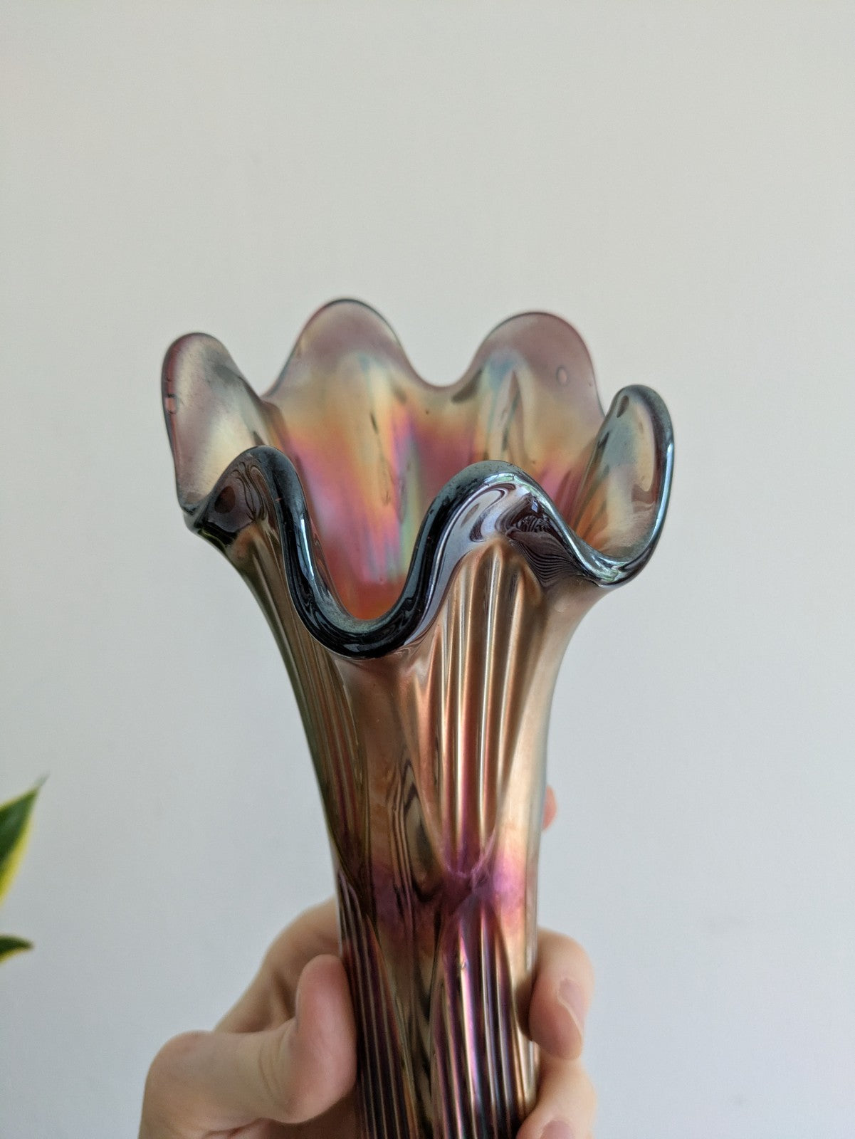 Vintage FENTON 30cm H Amethyst Iridescent GLASS Frilled Rim VASE Diamond Ribbed