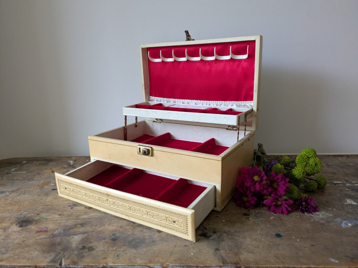 Vintage MELE 3 Tier Jewellery Box Faux Leather Made in U.S.A 1950s Red Velvet