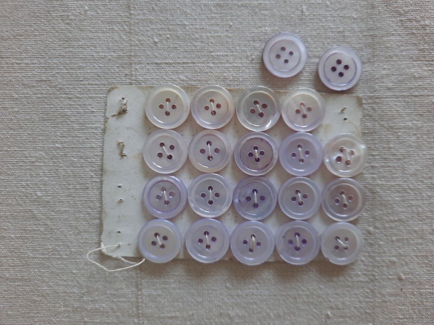 Job Lot Of 21x Vintage Mother Of Pearl Lilac Purple Buttons; Diameter 1.7cm 24g