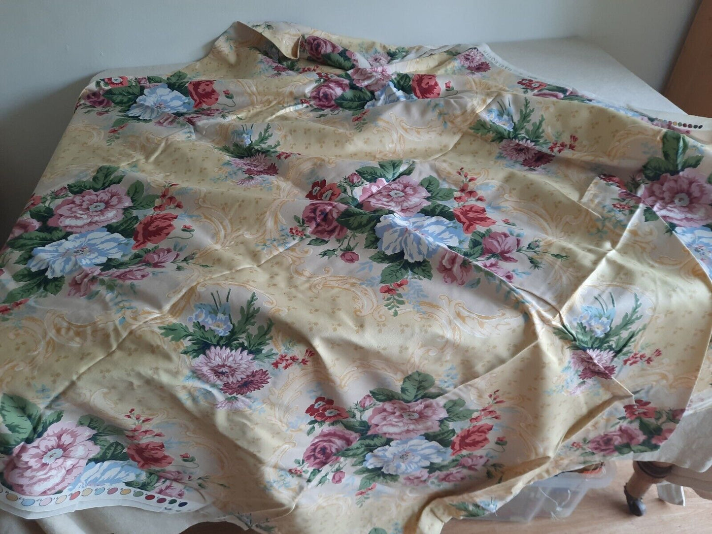 Harlequin Fabric ‘Diimes’ Roses On Lemon Yellow Cotton Base 2.99m X 1.35m Rare