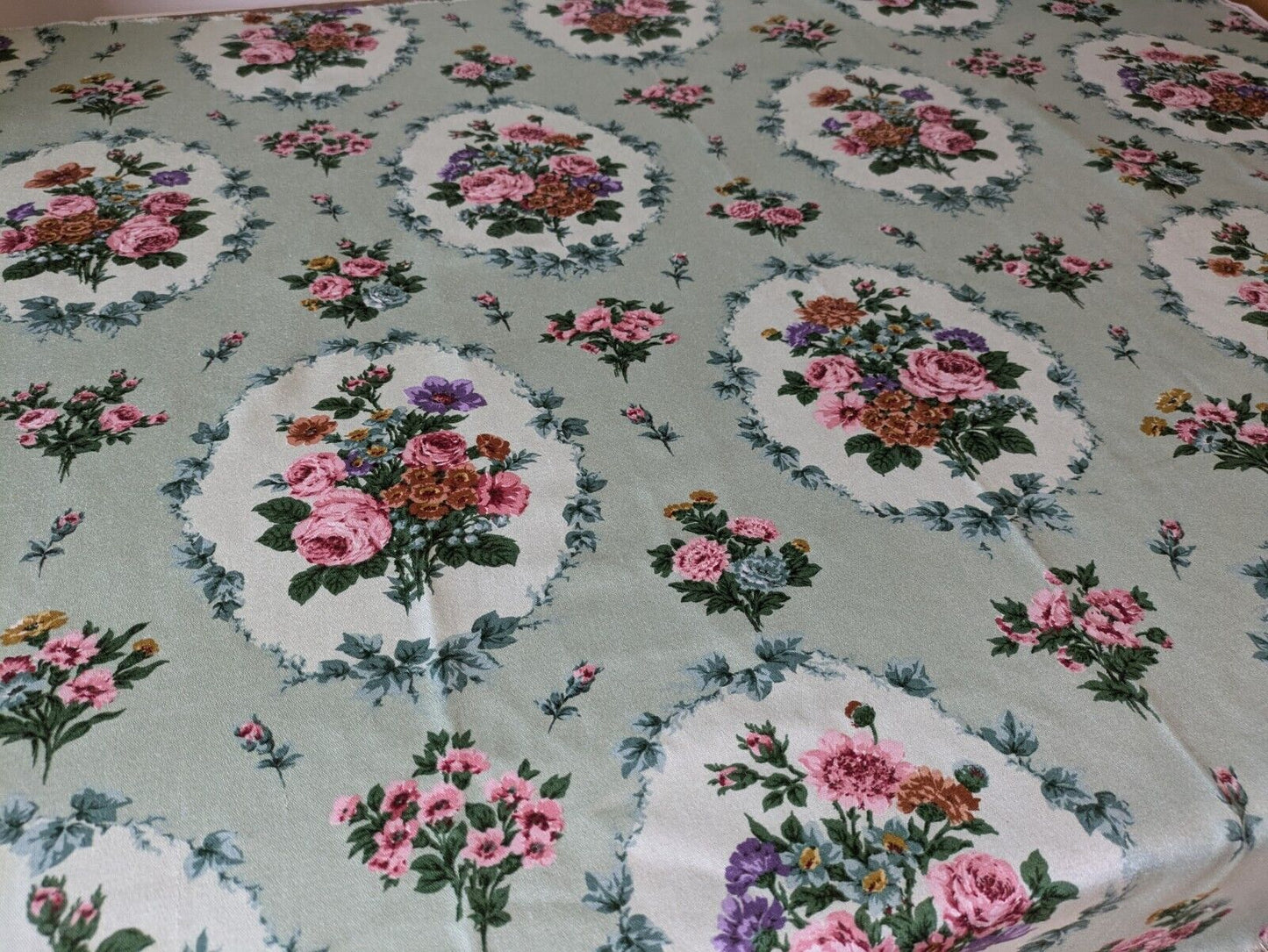 Vintage Cravendale Sonning Floral Screen Print Fabric Shabby Chic Rare 1 Meter