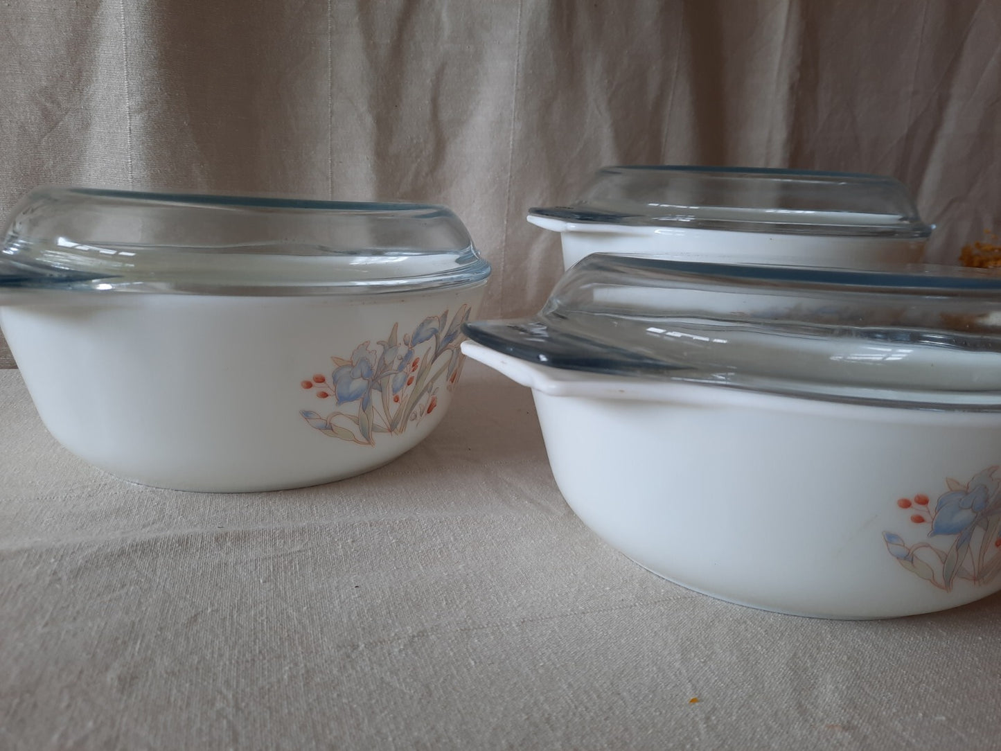 3 Vintage Pyrex Blue Iris Casserole Dishes + Lids Graduated Stacking Set three