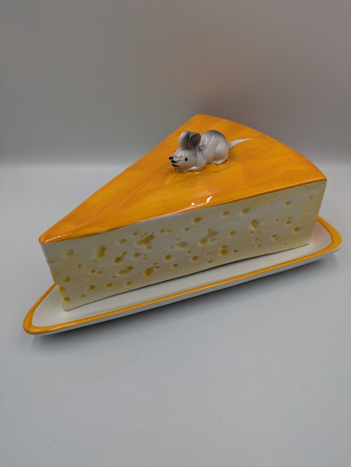XL Italy Vintage Handmade Porcelain Ceramic Cheese Wedge Mouse Covered Dish Rare