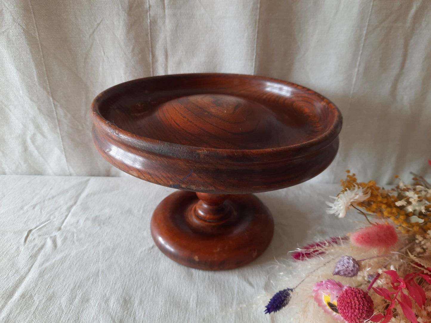 Vintage Hand Turned Elm Wood Domed Centre Pedestal Fruit / Nut Bowl Antique!!!