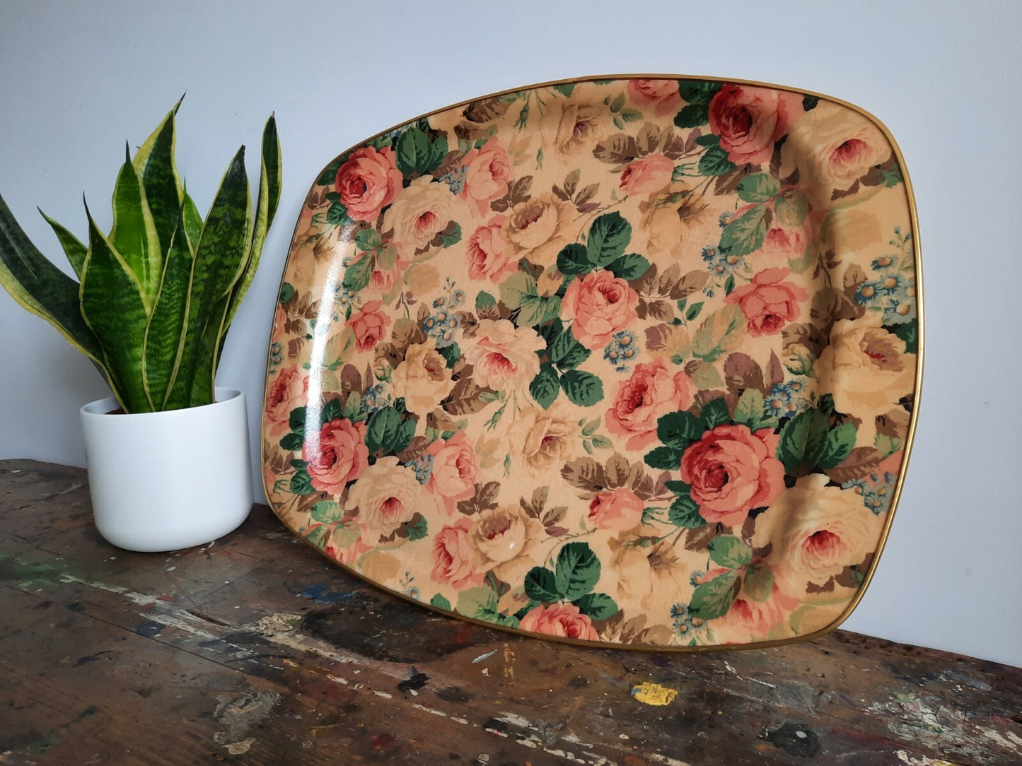 Vintage Fibreglass Cottage Floral Serving Tray lap dinner cabbage rose large vgc
