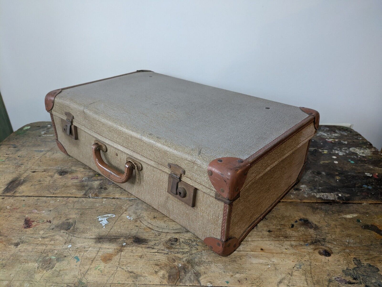 1950s Vintage Retro Travair Lightweight Suitcase luggage Case Prop Two Tone Film