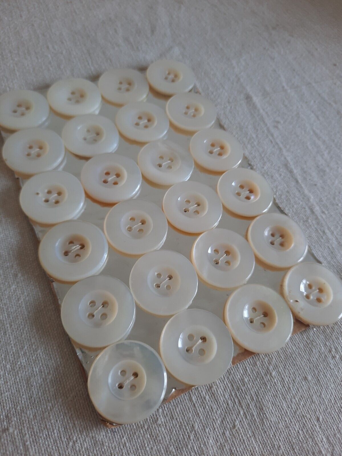 Job Lot Of 24x Vintage Mother Of Pearl White Buttons; Diameter 2.2cm 58g Shell