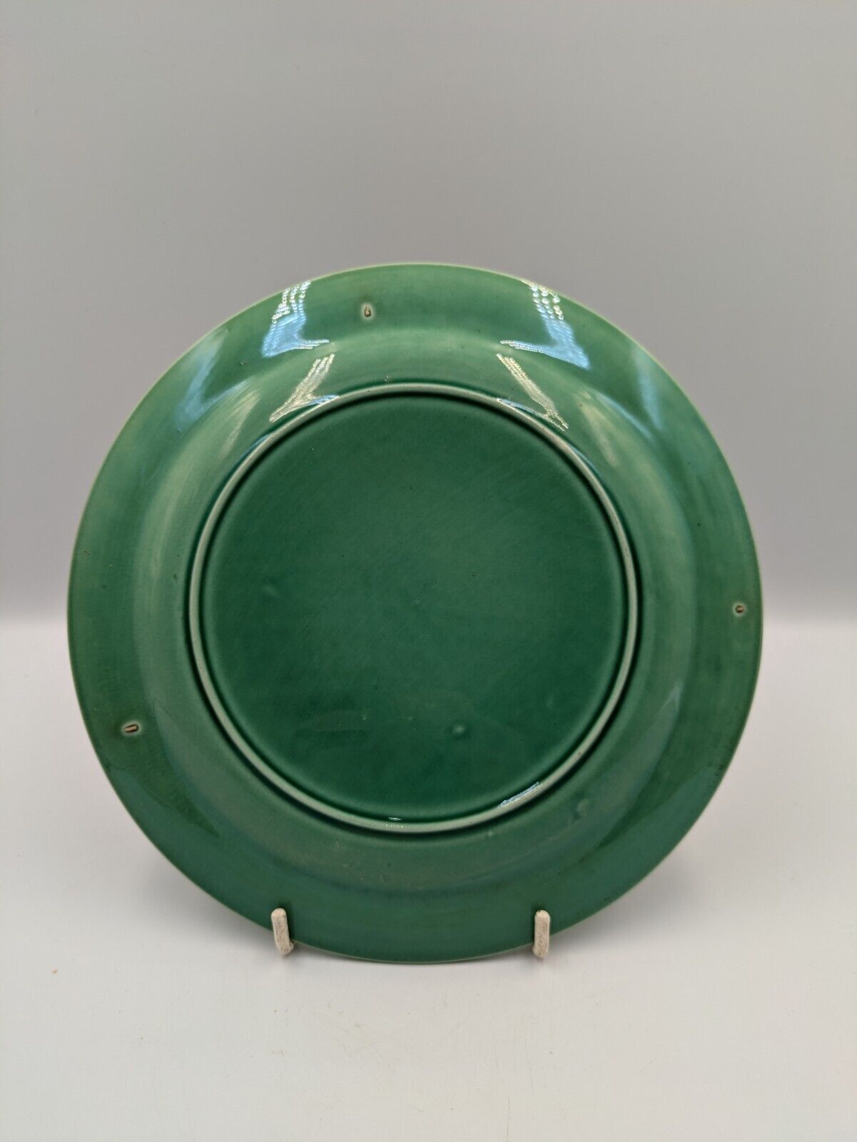 VINTAGE ANTIQUE MAJOLICA EMBOSSED HOUSE COTTAGE PATTERN PLATE CABBAGE WARE VGC