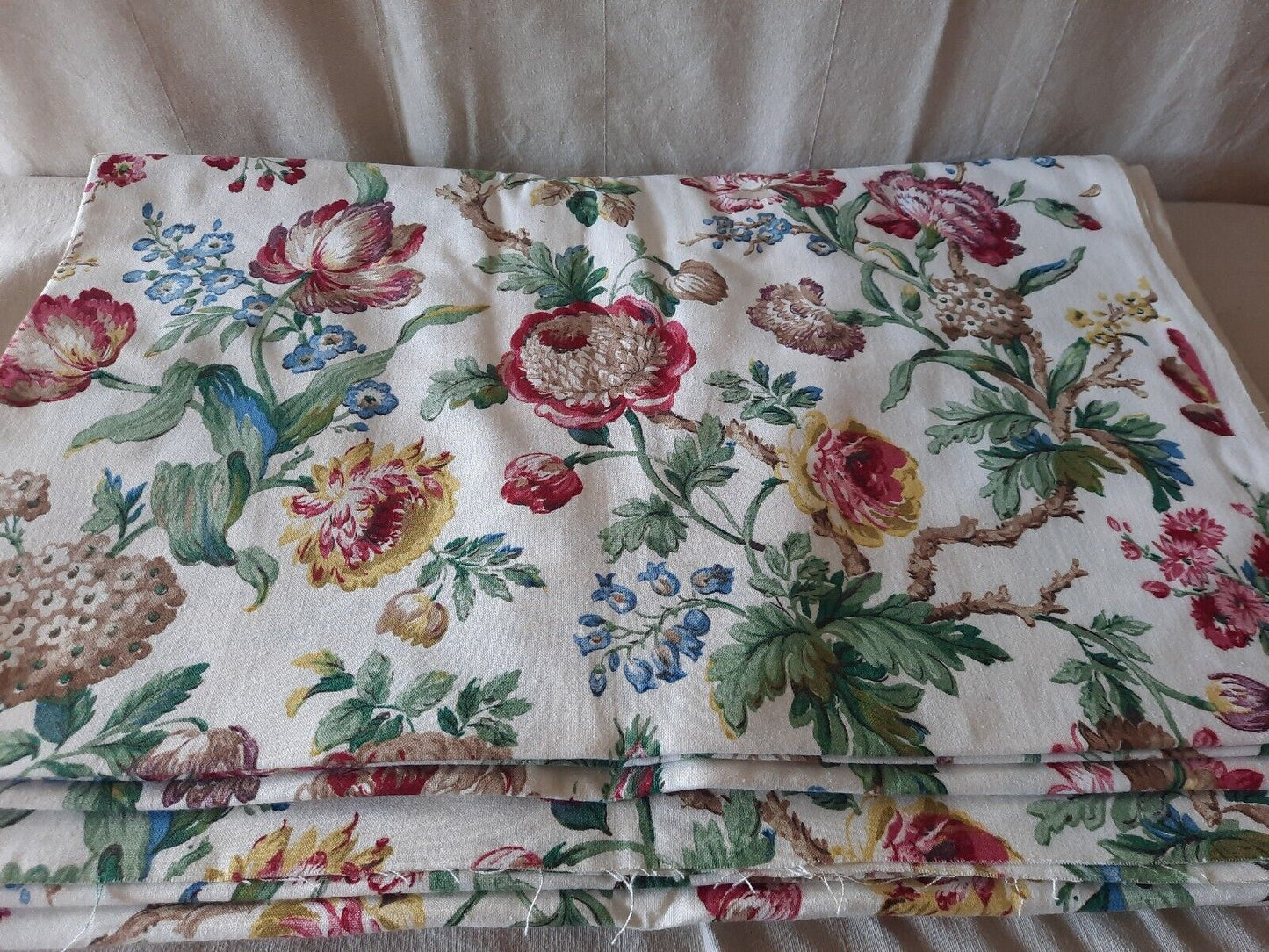 vintage Floral Rose fabric 11.75m Shabby Chic Pretty Flowers Craft Upholstery