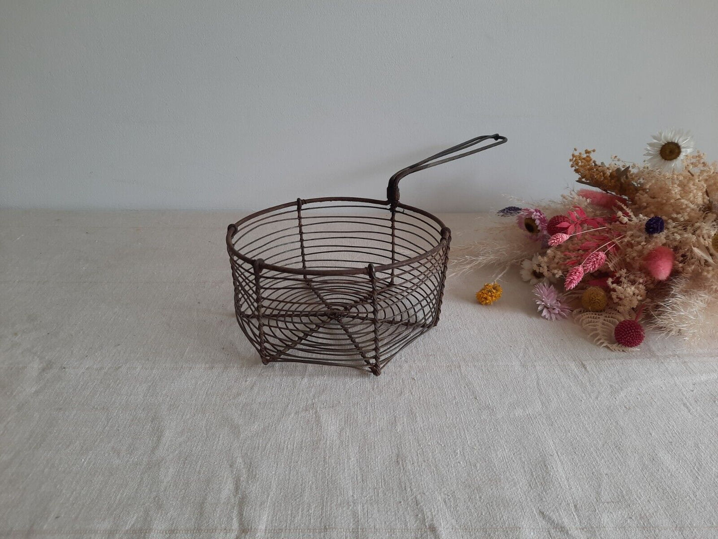 Vintage 1950s Metal Wire Fish Chip Pan Basket Fryer Kitchen Display Primitive
