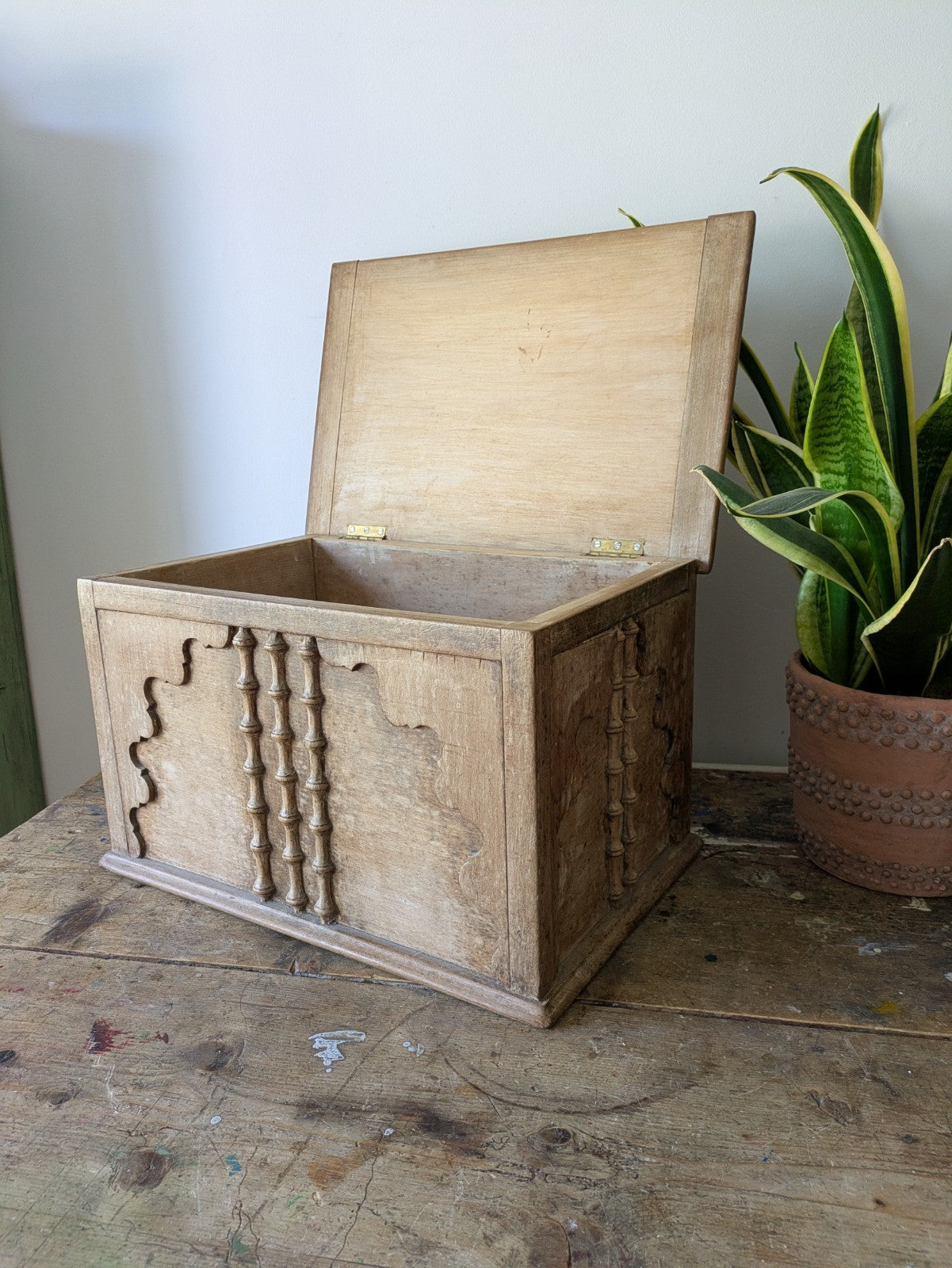 Antique Collectors Box Wood Victorian Small Chest Trunk Vtg Pine Ottoman Storage