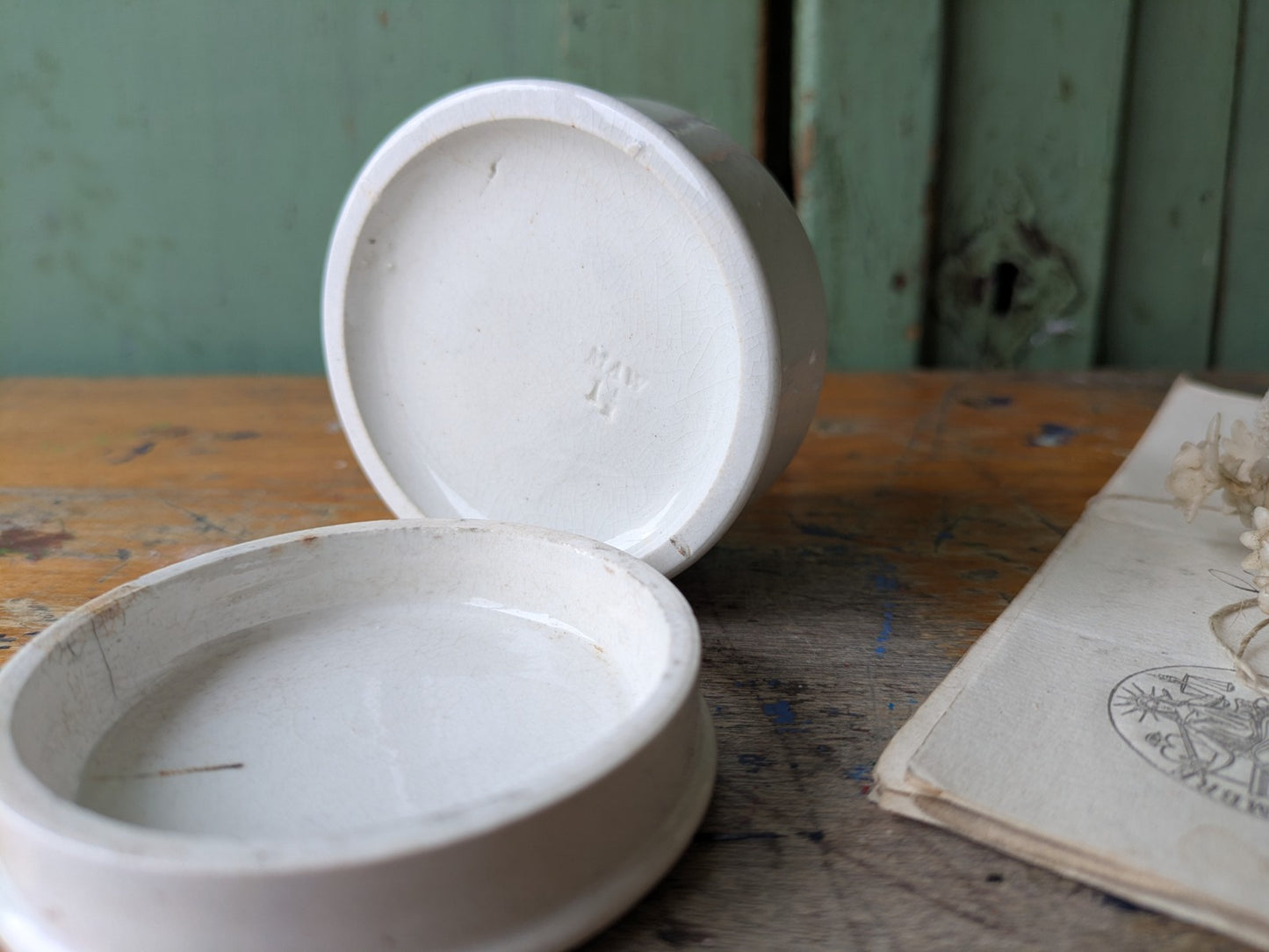 Antique Victorian Ironstone Chemist Apothecary Pot With Lid Plain White Vintage,