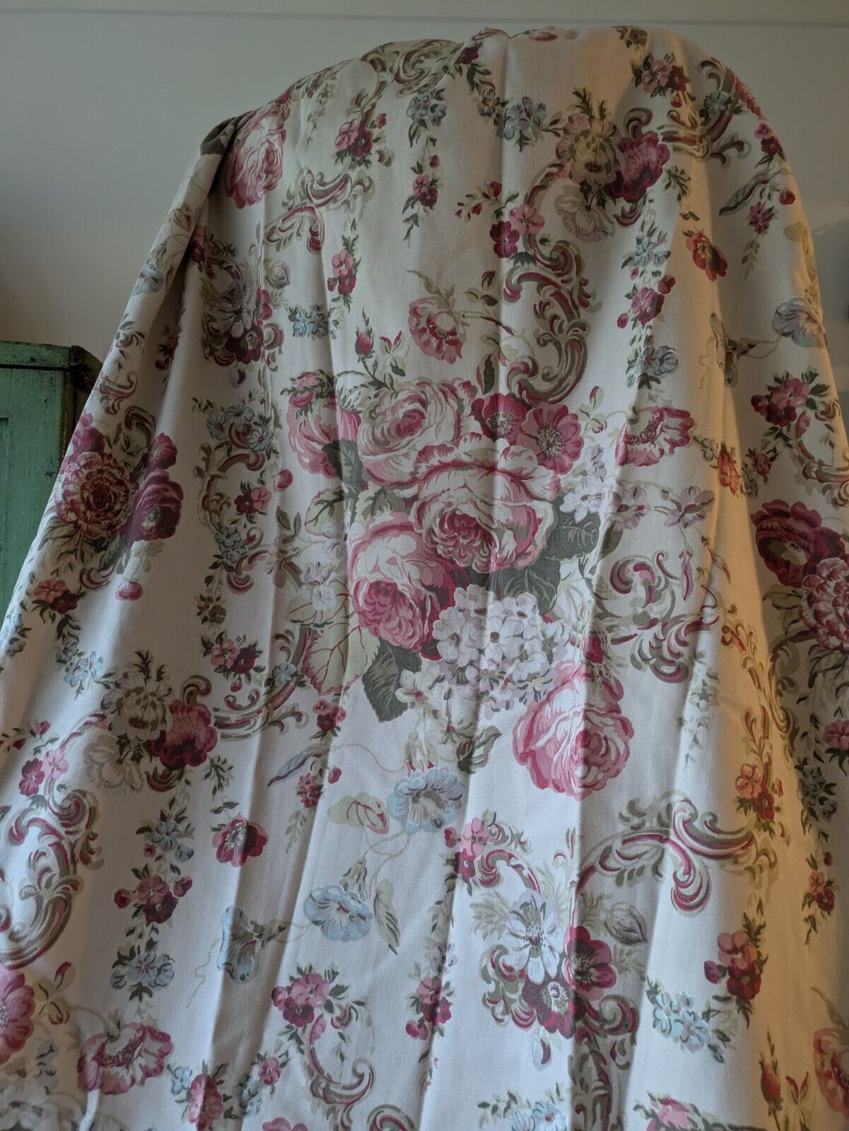 Laura Ashley Vintage Rose Scroll Curtains/Fabric W 161cm X D 132.5cm Floral Rare