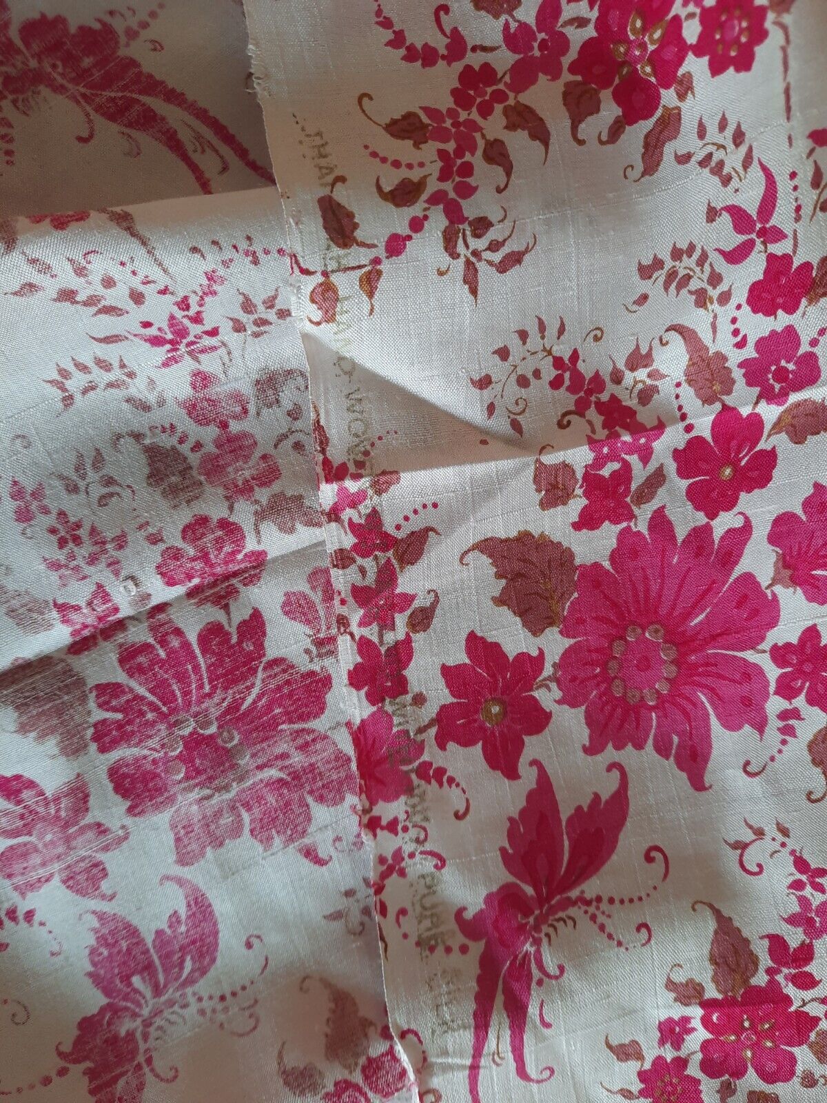 Rare vintage thai silk hand woven Pink Floral 95cm X 180cm Craft Fabric Material