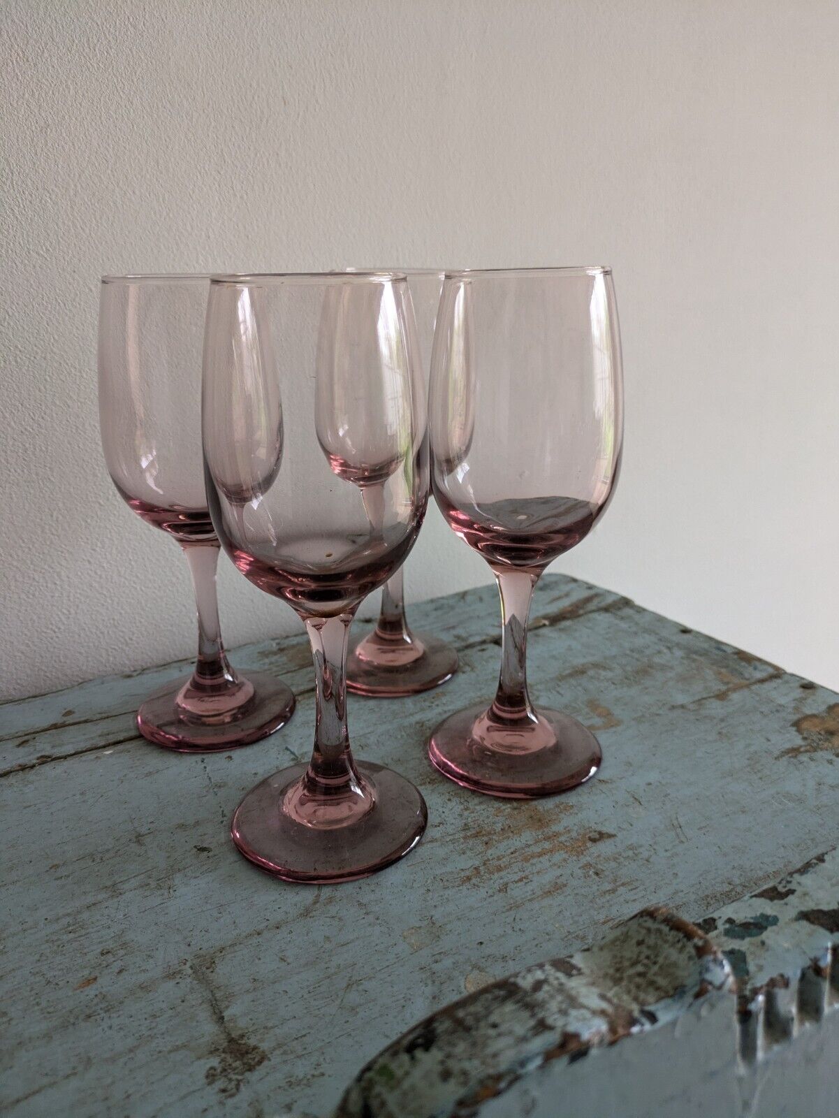 Libbey Premiere Pink Set of 4 Water Goblets Stemmed Tulip Wine Glasses Pretty Vg