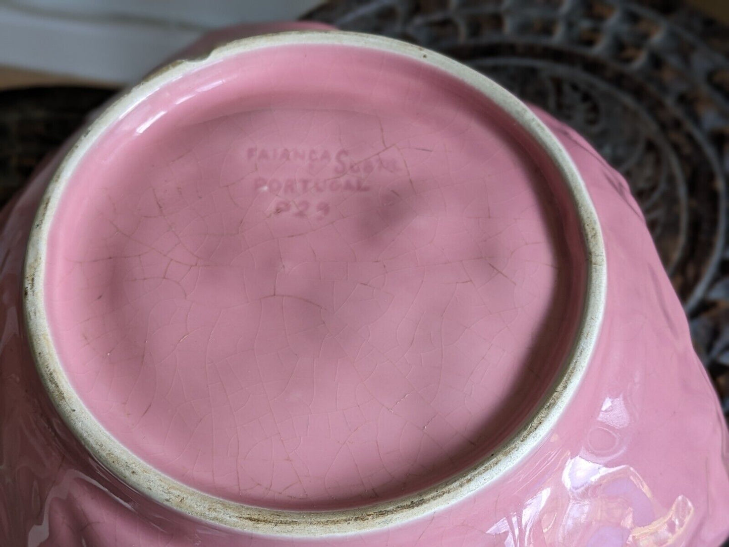 Vintage Faianca Subtil Pink Cabbage Large Leaf Vegetable Bowl Portugal Serving