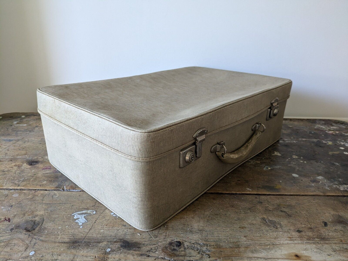 Vintage Faux Animal Skin Suitcase Beige Off White Cream Retro Luggage Prop Vgc