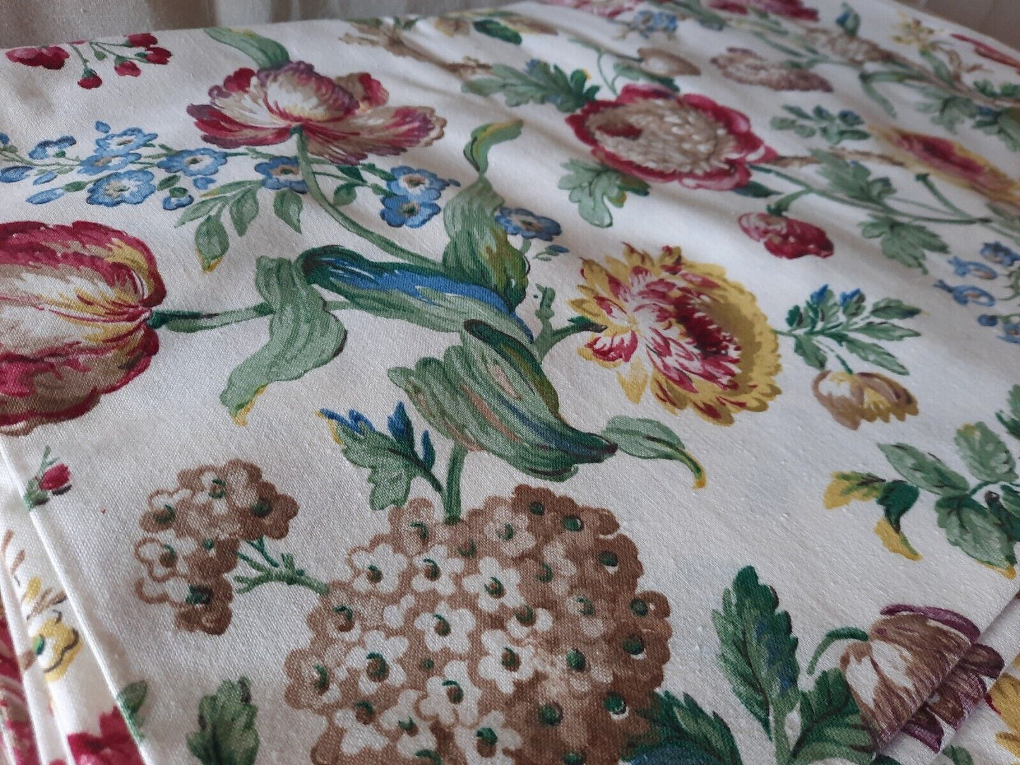 vintage Floral Rose fabric 11.75m Shabby Chic Pretty Flowers Craft Upholstery