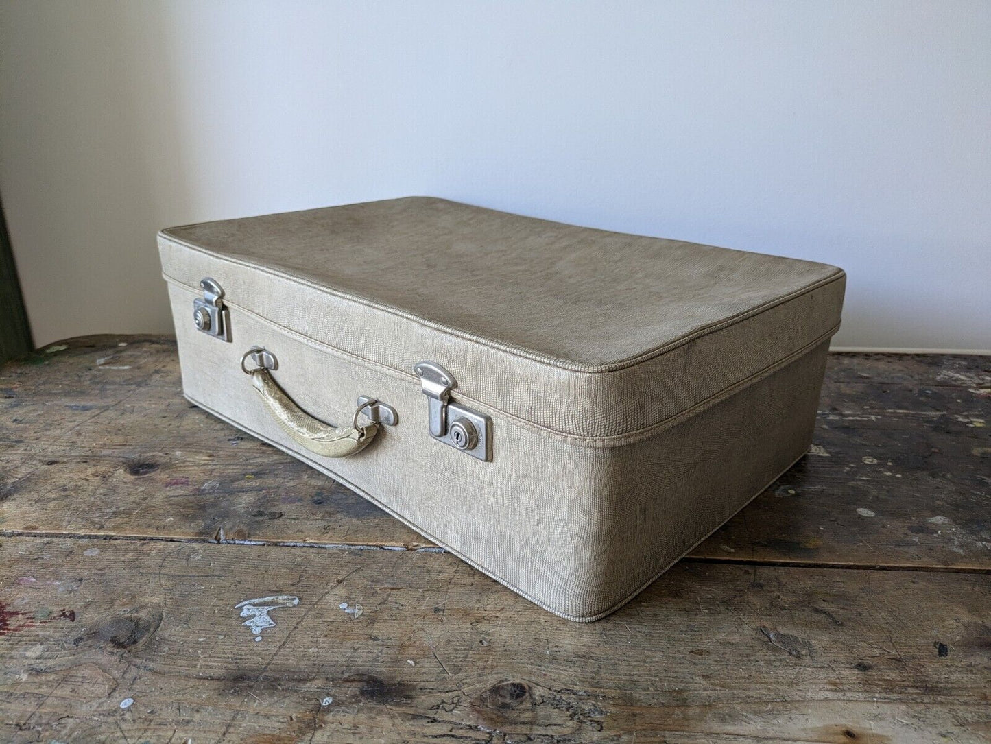Vintage Faux Animal Skin Suitcase Beige Off White Cream Retro Luggage Prop Vgc