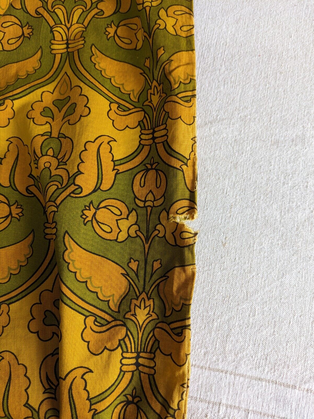 PAIR Vtg SANDERSON Renishaw Green Yellow Retro Curtains 137cmL 169cmW Bohemian