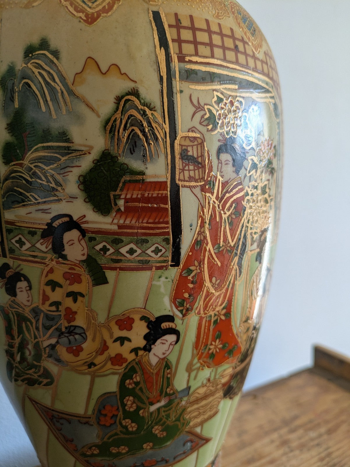 VINTAGE RARE ZHONGGUO ZHI ZAO HAND PAINTED CHINESE VASE 44.5cm TALL