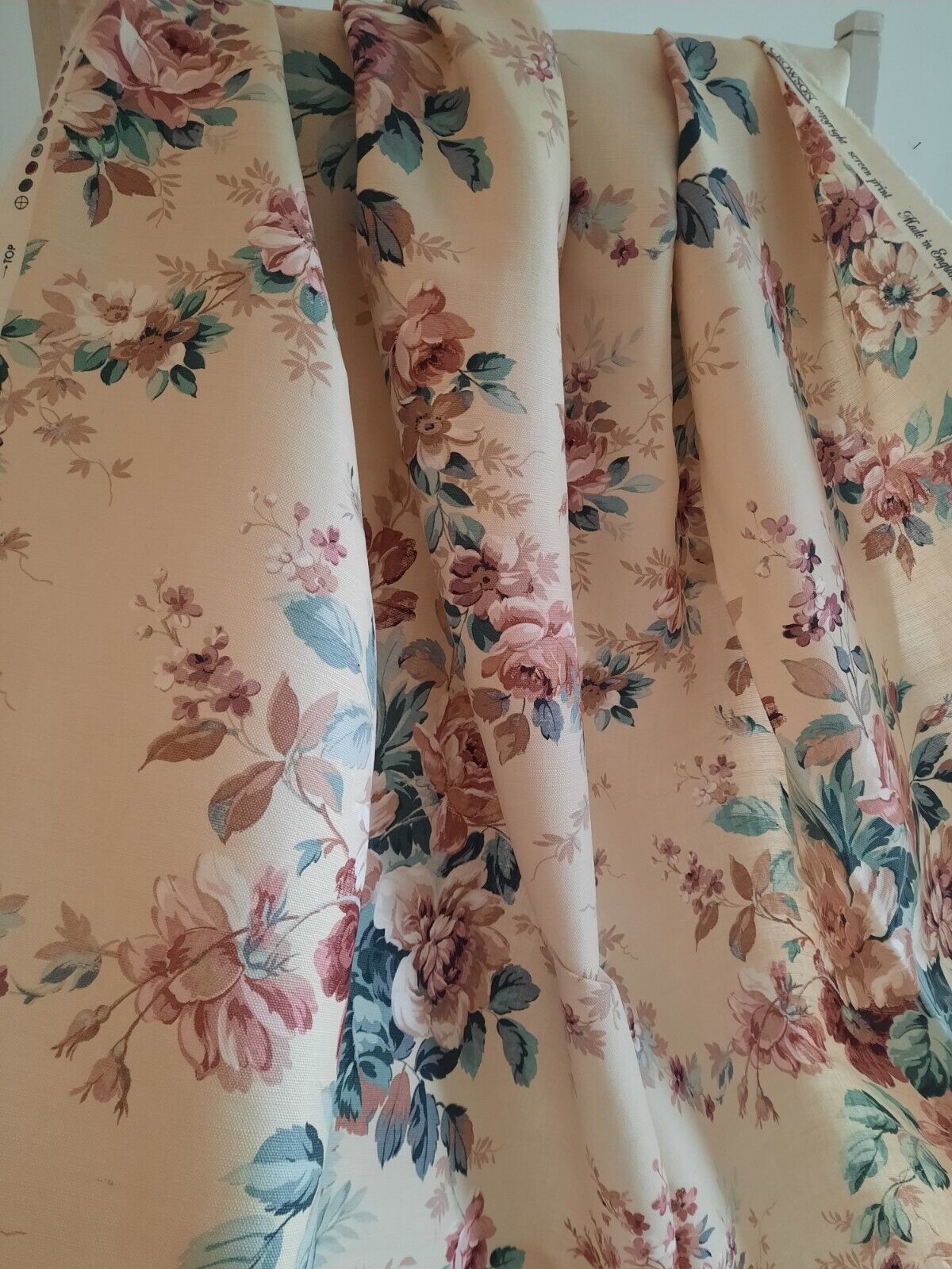 Vintage Crowson Fabric Rose Print “Clevedon” Linen Floral Material 138cm X 352cm