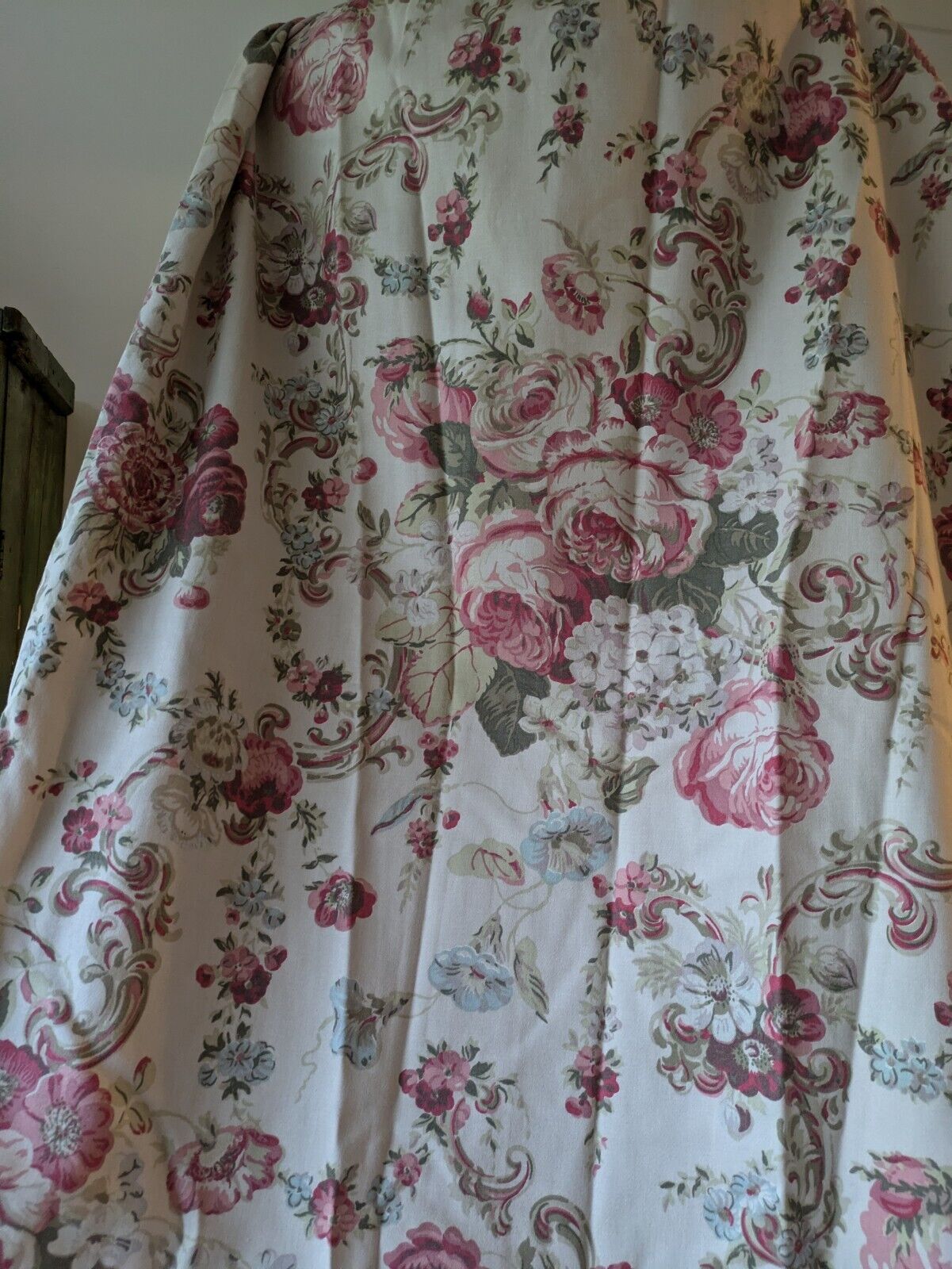 Laura Ashley Vintage Rose Scroll Curtains/Fabric W 162cm X D 134cm Floral Rare
