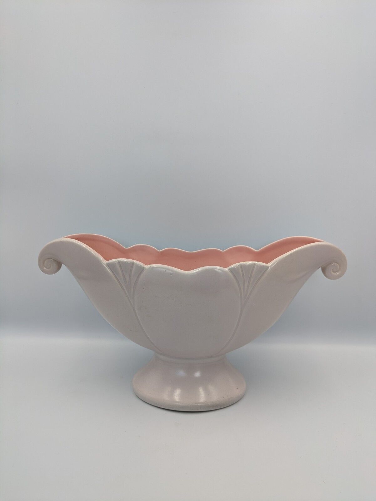 Vtg Arthur Wood Two Handled Ceramic Mantle Vase Trophy Vase White Pink 1950s