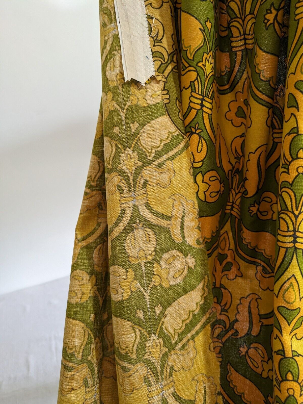 PAIR Vtg SANDERSON Renishaw Green Yellow Retro Curtains 137cmL 169cmW Bohemian