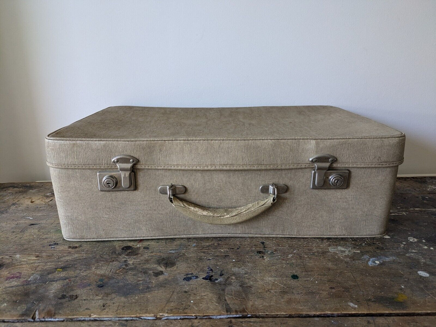 Vintage Faux Animal Skin Suitcase Beige Off White Cream Retro Luggage Prop Vgc
