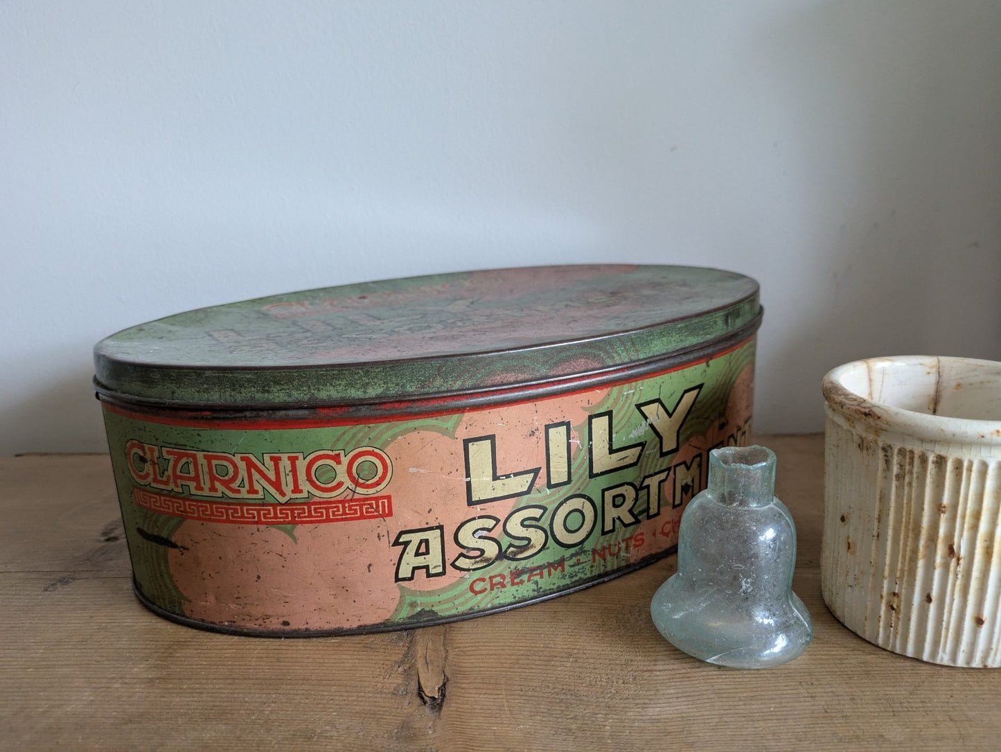 Vintage c1930s Clarnico Lily Cream Nuts Chocolate Confectionery Shop Counter Tin