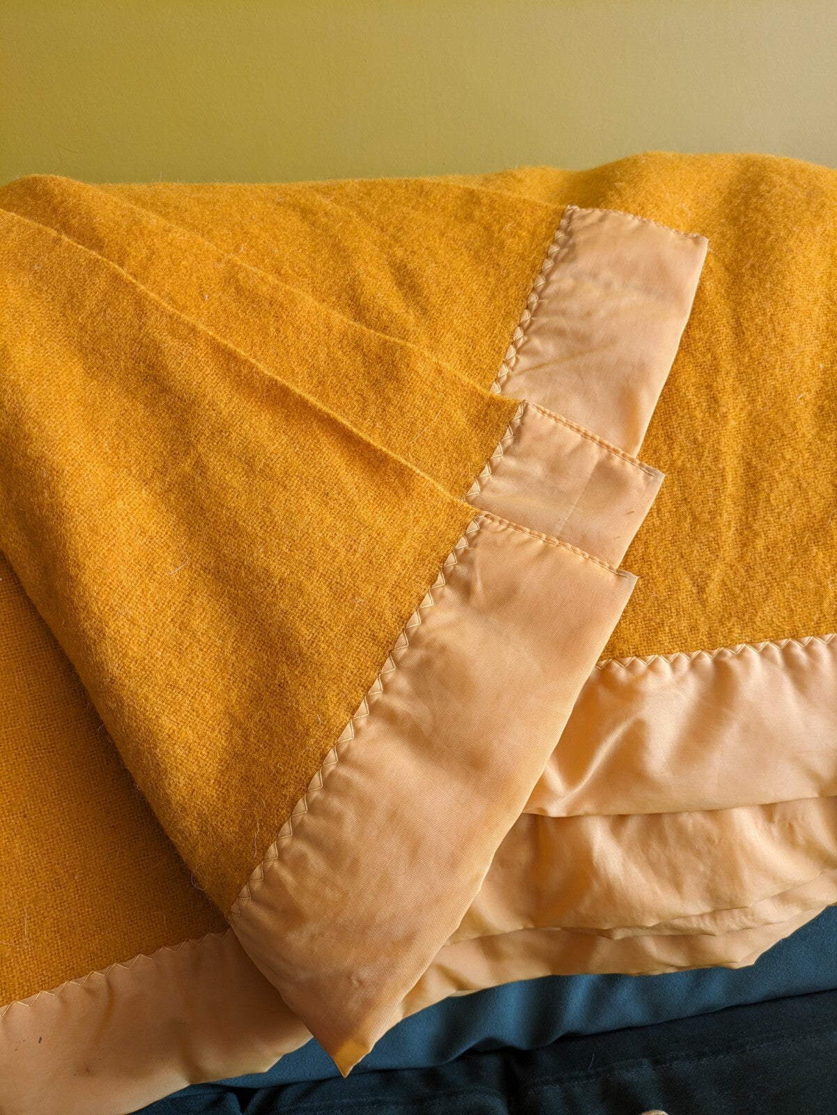 vintage retro Deep Mustard Plain Blanket vw camper Throw Warm Picnic Yellow Vgc