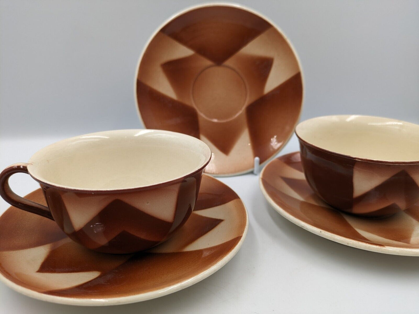 2x 1920s West German Waku Feuerfest Keramik Coffee Cups Saucers Art Deco Antique