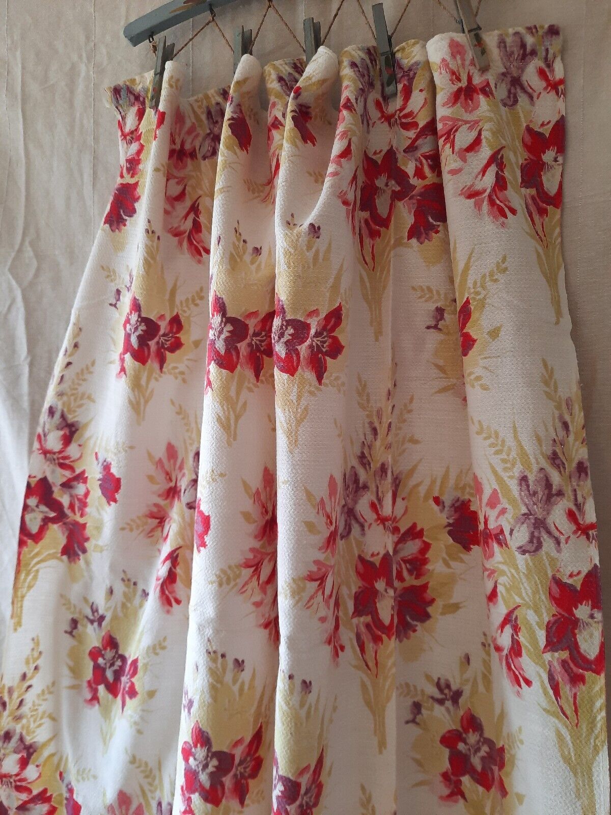 Pair of barkcloth floral Curtains W101cm L108cm Rose rare 1950s retro vintage