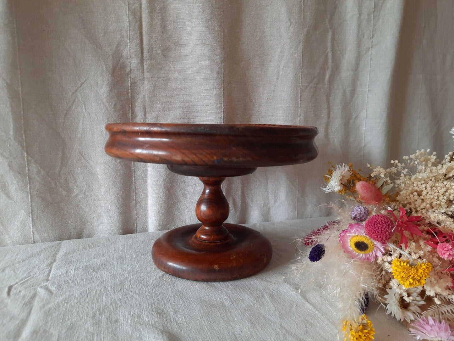 Vintage Hand Turned Elm Wood Domed Centre Pedestal Fruit / Nut Bowl Antique!!!