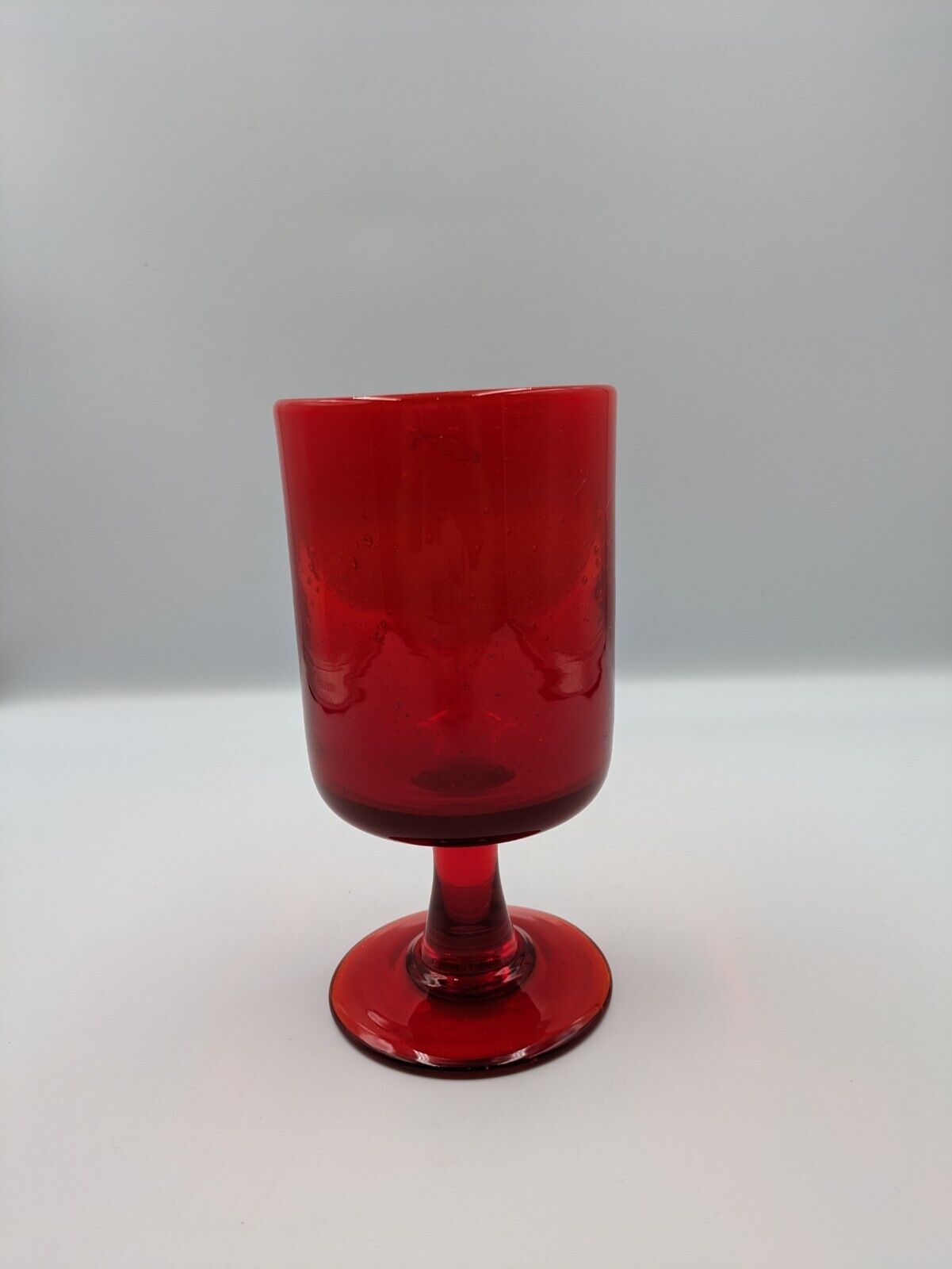 Vtg Erik Höglund Boda Red Glass Goblet Wine Glass Cocktail Retro 60s MCM Sweden