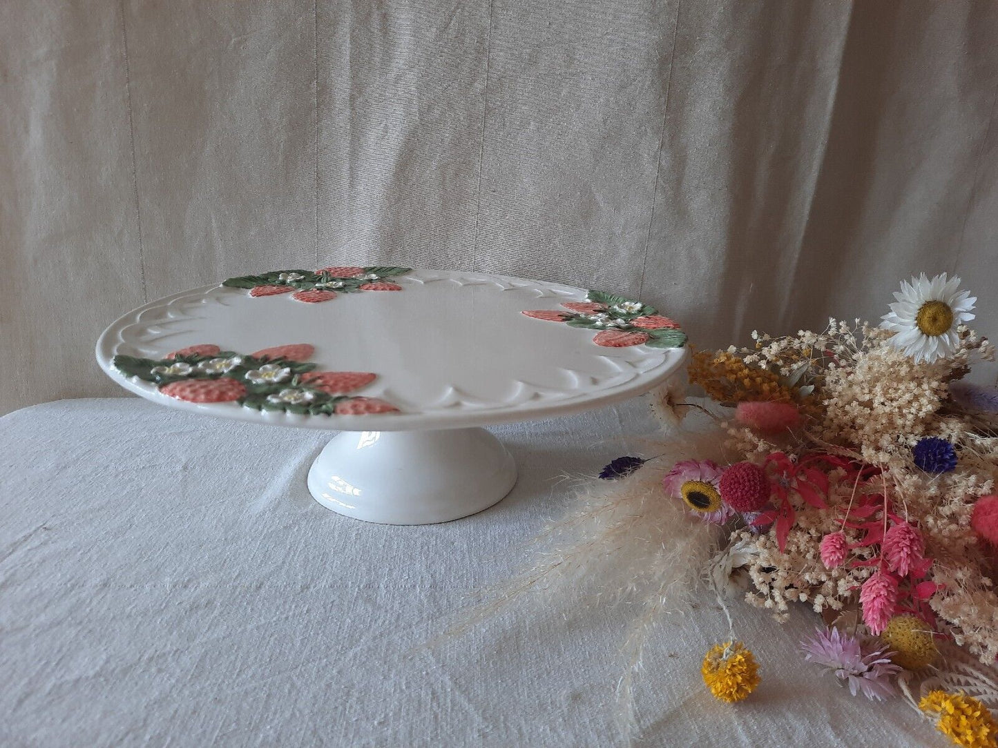 Beautiful Pottery Vintage Strawberry Cake Stand Tea Cake Shop Display Sandwiches