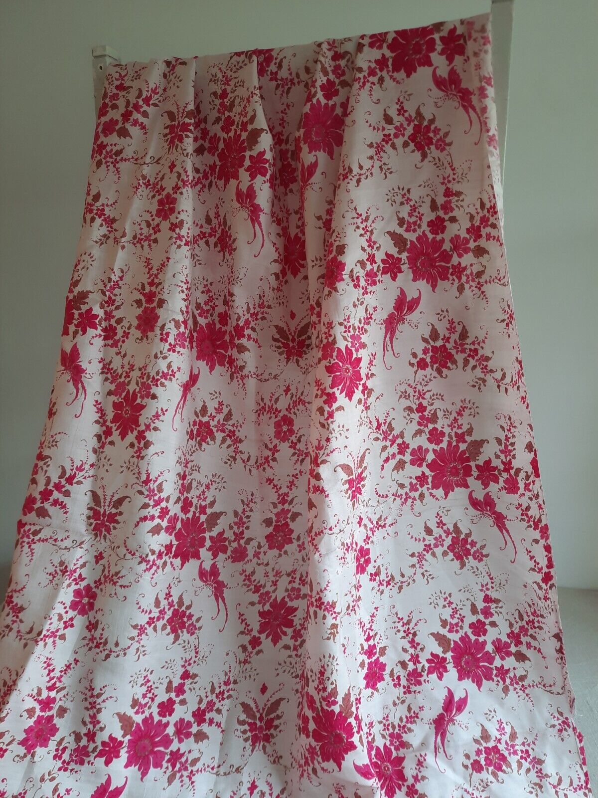 Rare vintage thai silk hand woven Pink Floral 95cm X 180cm Craft Fabric Material