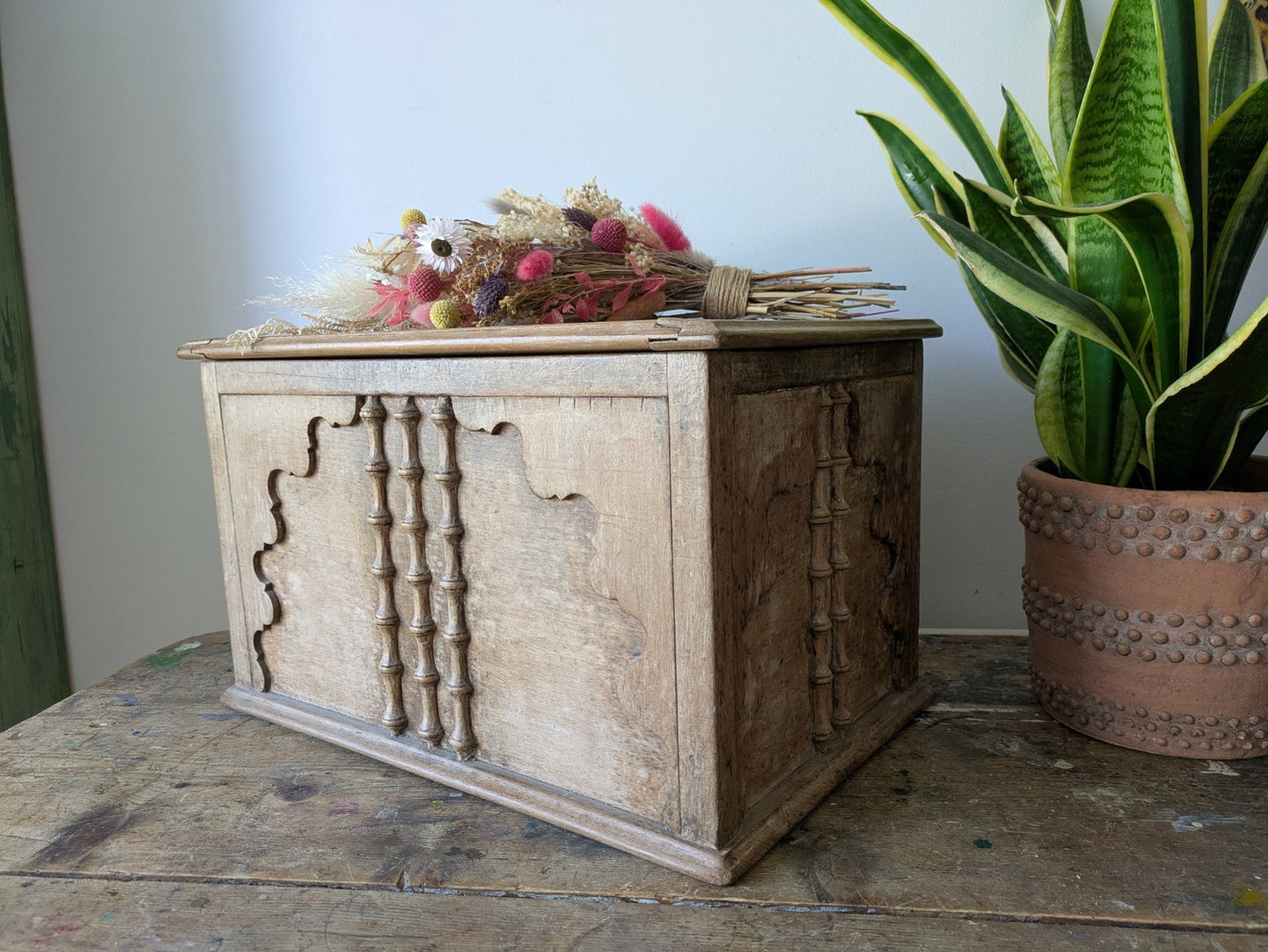 Antique Collectors Box Wood Victorian Small Chest Trunk Vtg Pine Ottoman Storage