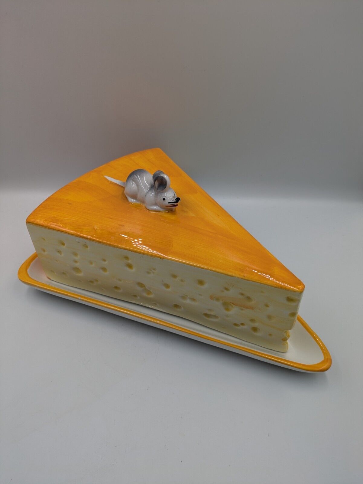 XL Italy Vintage Handmade Porcelain Ceramic Cheese Wedge Mouse Covered Dish Rare