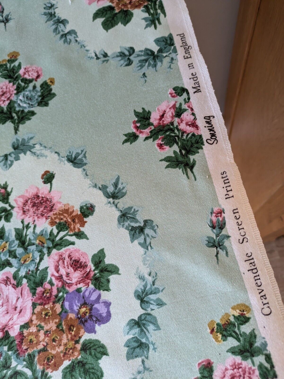 Vintage Cravendale Sonning Floral Screen Print Fabric Shabby Chic Rare 1 Meter
