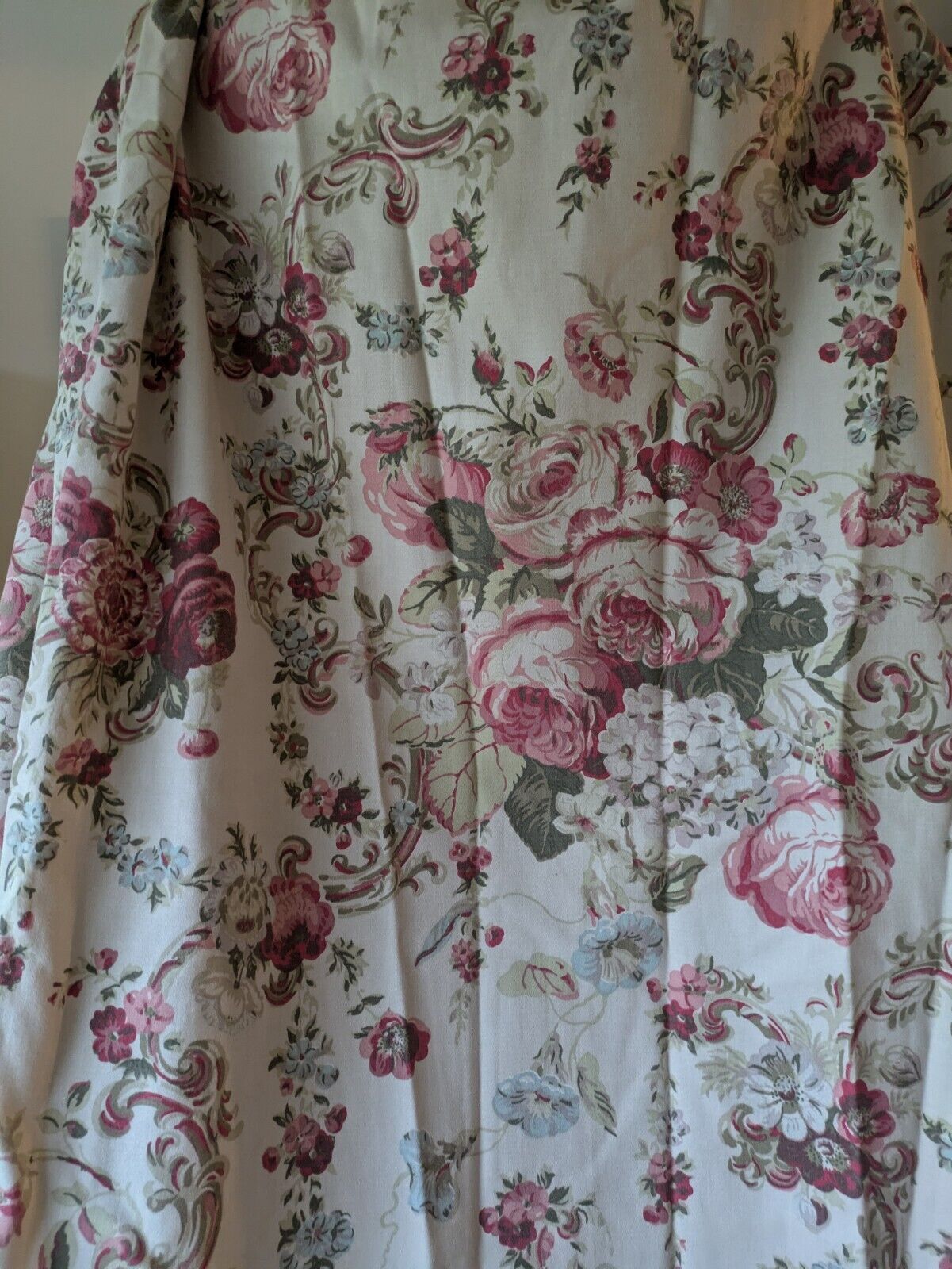 Laura Ashley Vintage Rose Scroll Curtains/Fabric W 162cm X D 134cm Floral Rare