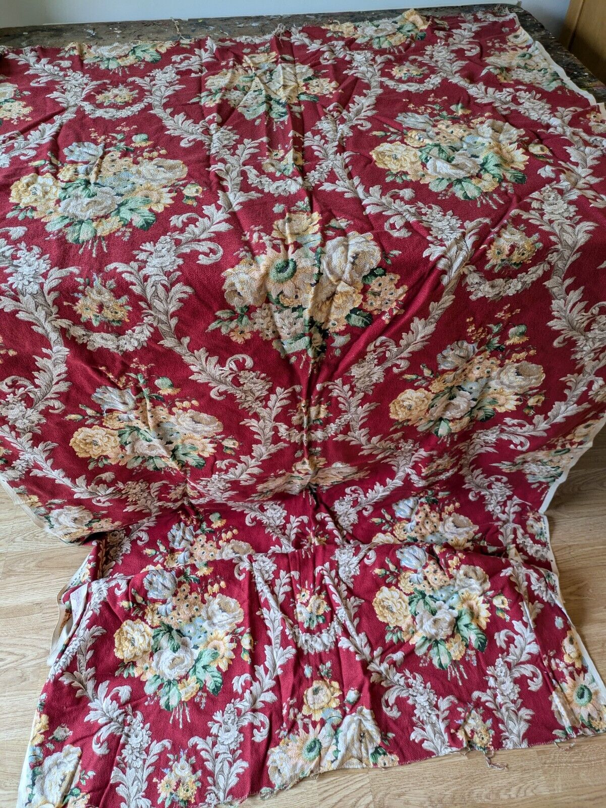Unused vintage 50's Beaufort barkcloth fabric 116.5cm X 2.56m red Floral Rose