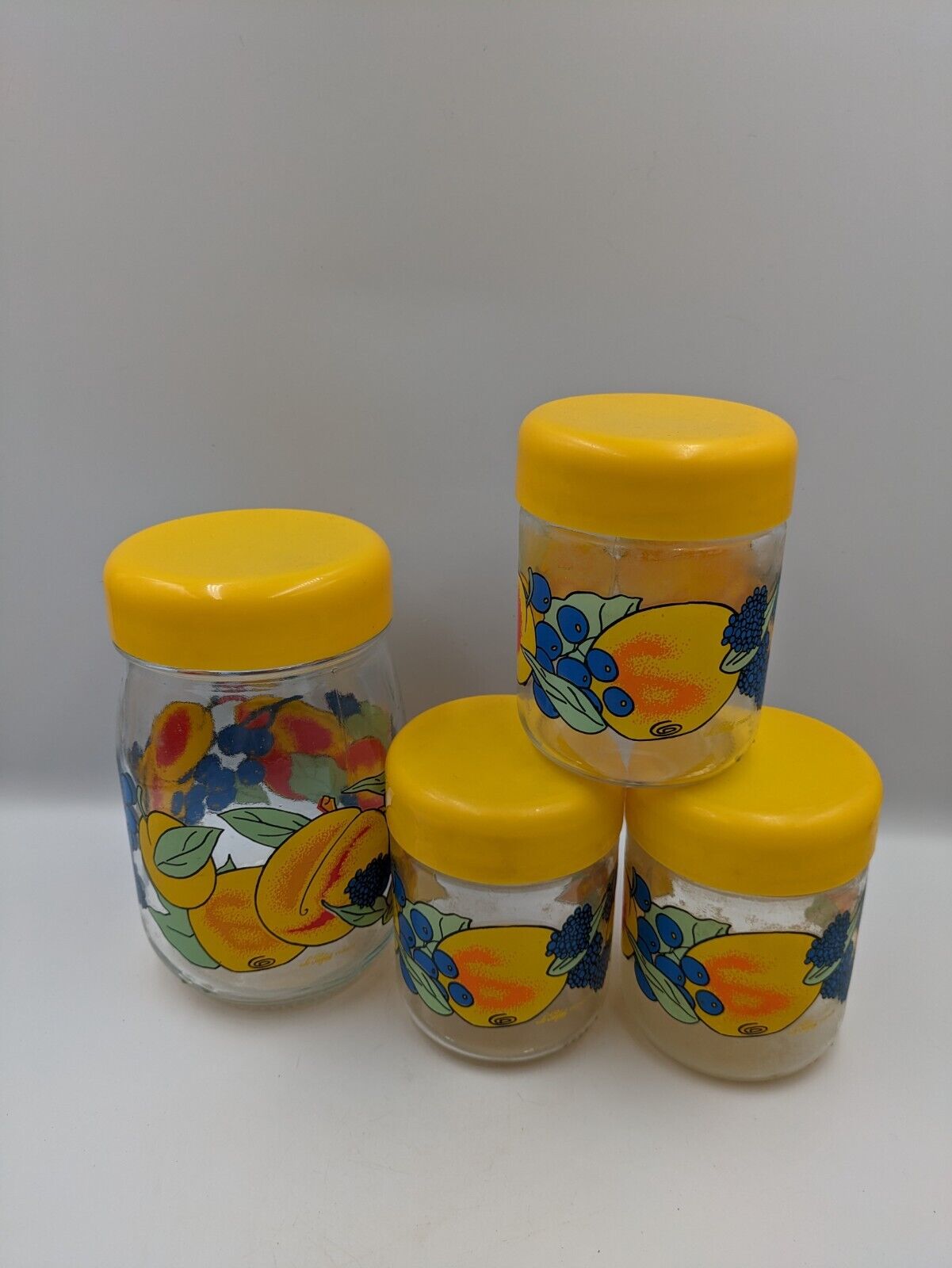 Set of 4 VINTAGE LE PARFAIT FRANCE STORAGE JAR Yellow SCREW LID kitchen 80s Glas