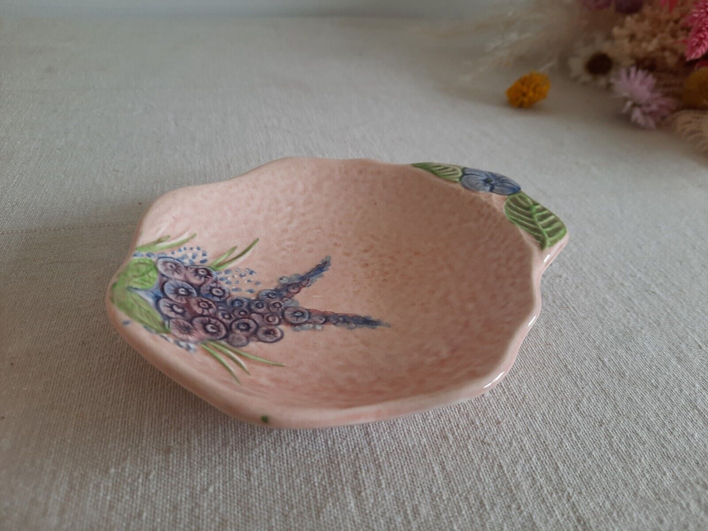 Vintage Melba Ware Pink Leaf & Flower Sugar Bowl Kitsch Majolica Cabbage Retro