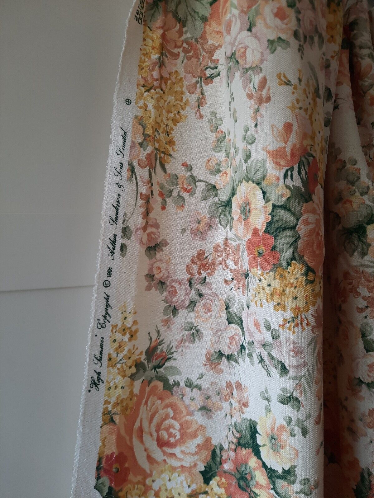 SANDERSON “HIGH SUMMER’ VINTAGE CURTAIN / FURNISHING FABRIC 2.75Mts Cabbage Rose