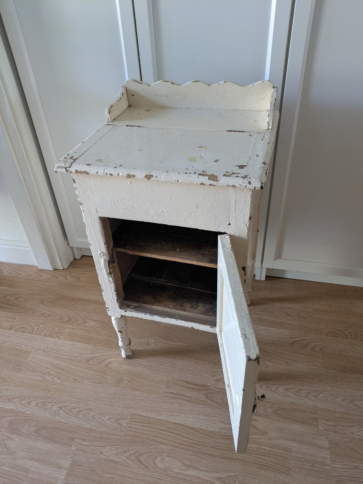 Vintage painted Chippy Bedside Vanity cabinet with Rail White Cupboard Table Old