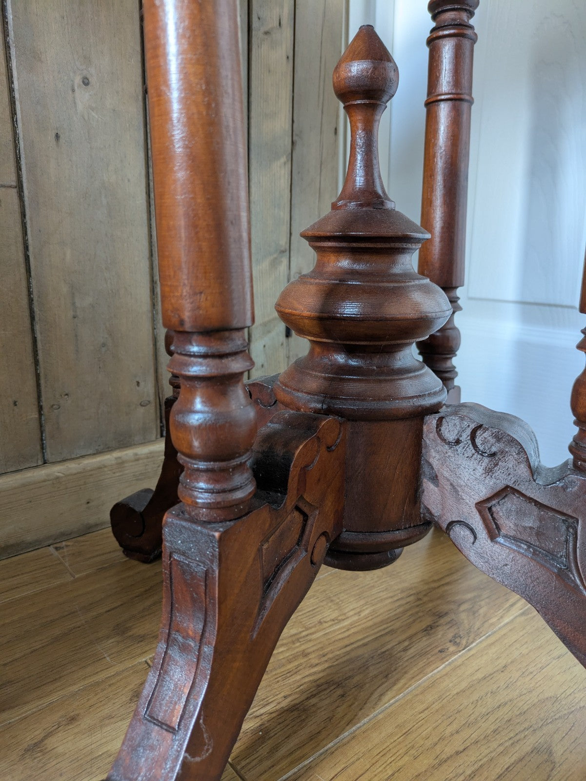 Antique Mahogany Side Table Hall Lamp Turned Legs & Finial Base Victorian C1890