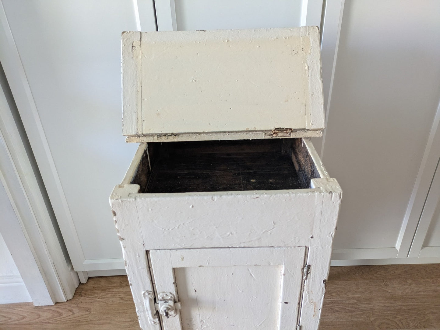 Vintage painted Chippy Bedside Vanity cabinet with Rail White Cupboard Table Old
